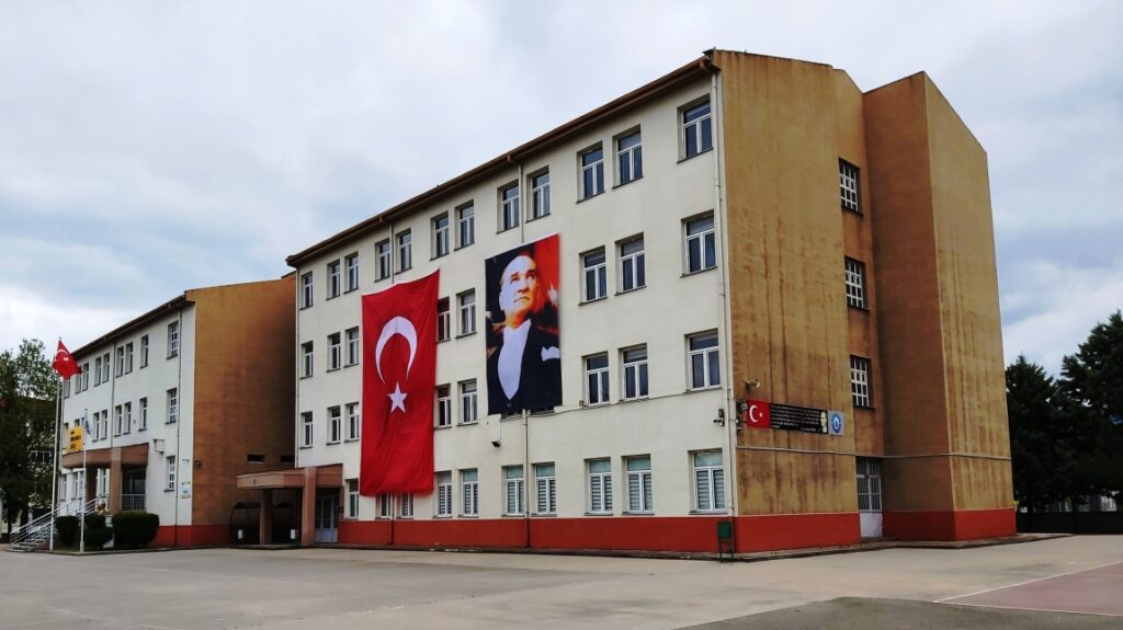 Gaziemir Anadolu Lisesi Taban Puan Ve Gaziemir Anadolu Liseleri Adres ...